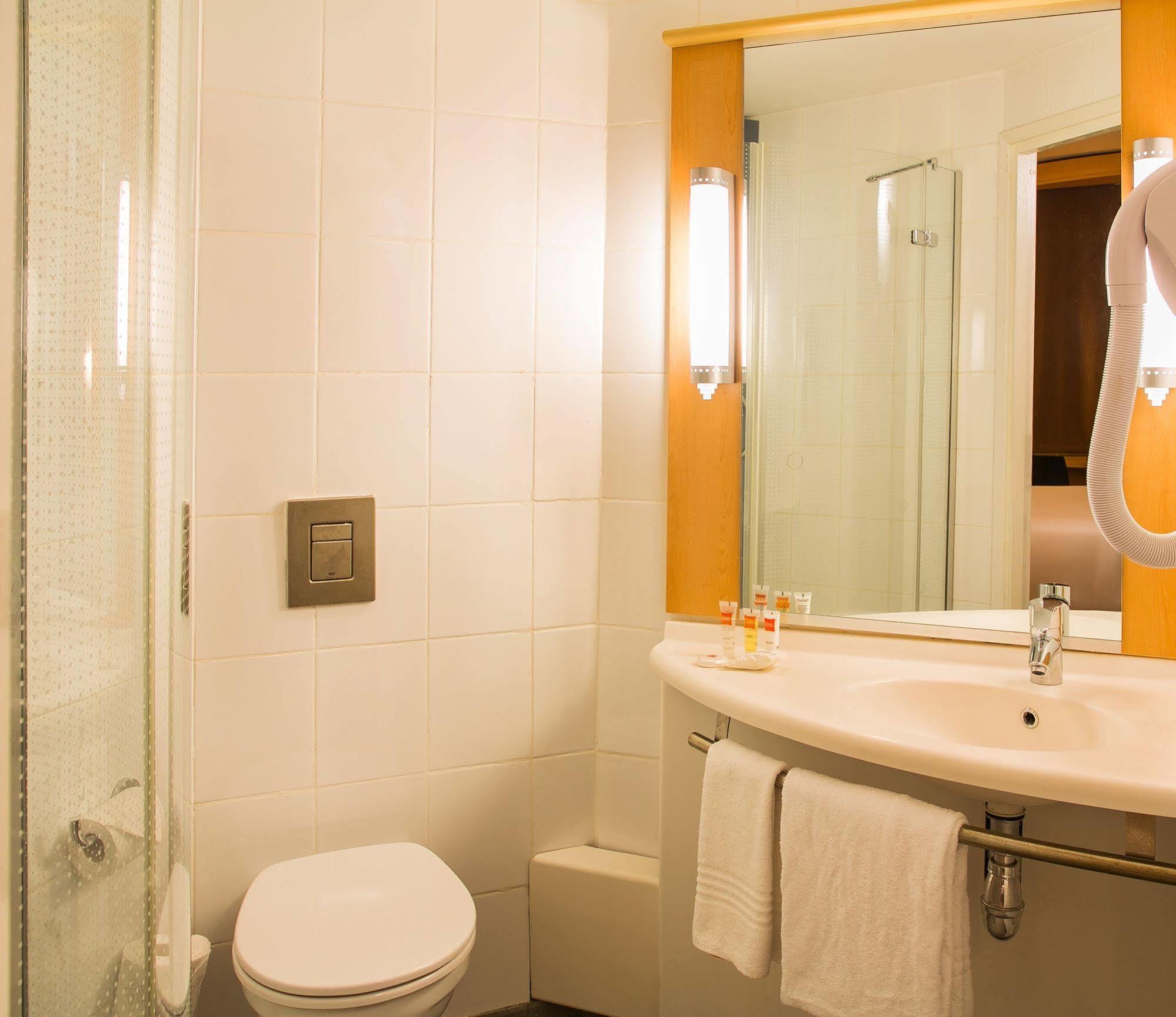 Ibis Lagos Ikeja Εξωτερικό φωτογραφία
