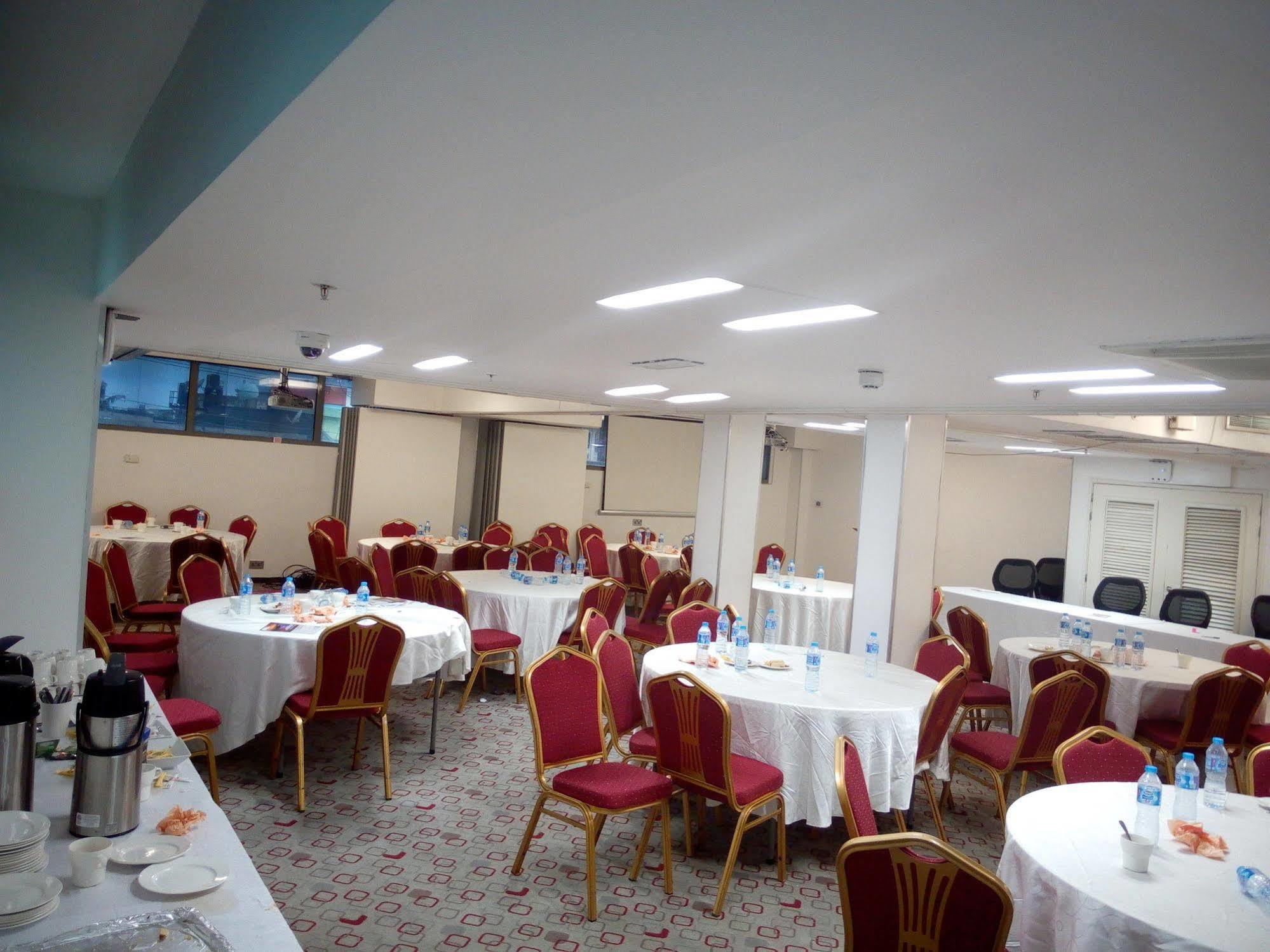 Ibis Lagos Ikeja Εξωτερικό φωτογραφία